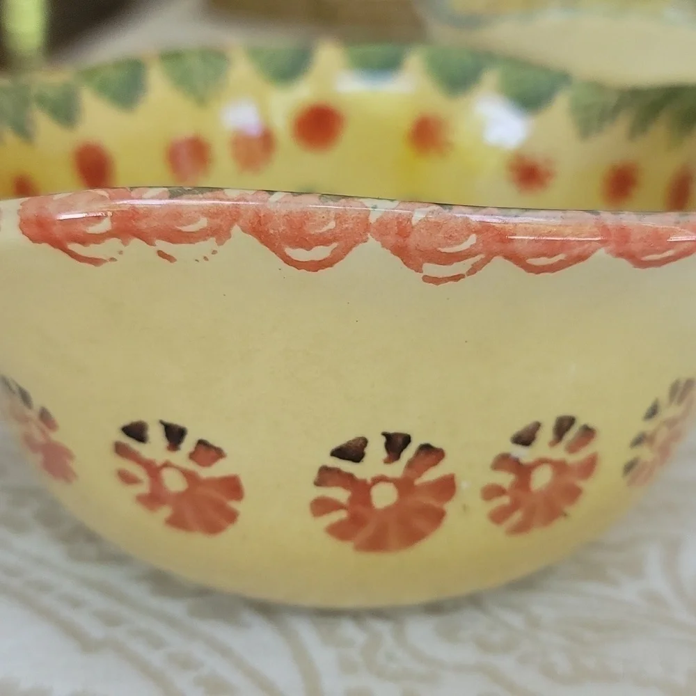 Vintage Hand Painted Pottery Bowls (2) Yellow Floral Print Ruffled Edges 🇮🇹